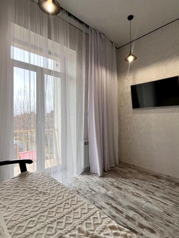 Ахієзерів вул. (Халтуріна), 6