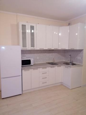 Соборності просп. (Воззєднання), 17 к2