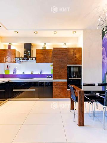 Культури вул., 22б