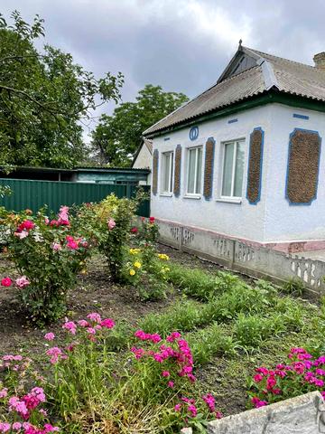 Першотравнева