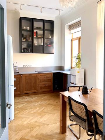 Академіка Богомольця вул., 7/14