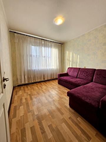 Перемоги просп., 72б