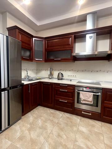 Антоновича вул. (Горького), 72