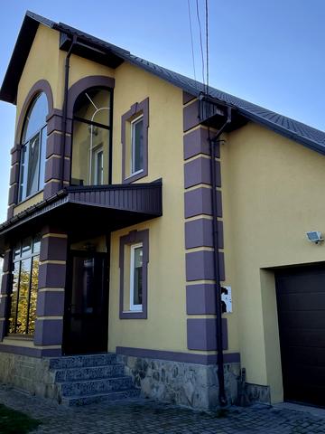 Жовтнева, 95