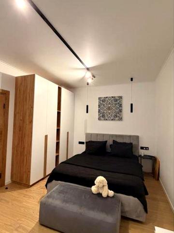 Любомира Гузара просп. (Космонавта Комарова), 46-В