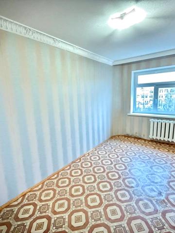 Богдана Хмельницького просп. (Героїв Сталінграда), 8-Б