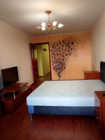 Сергія Тимошенка вул., 19