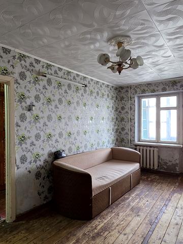 Тесленка вул., 14