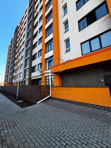 Одеська вул., 27