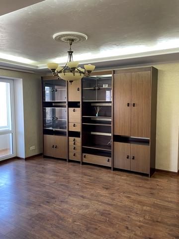 Мілютенка вул., 28-А