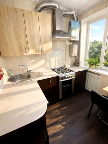 Лесі Українки просп. (Пушкіна), 5