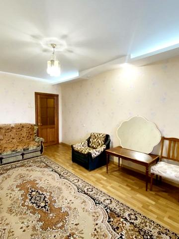 Лазурна вул., 36