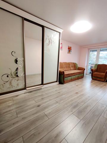 Генерала Безручка вул., 4