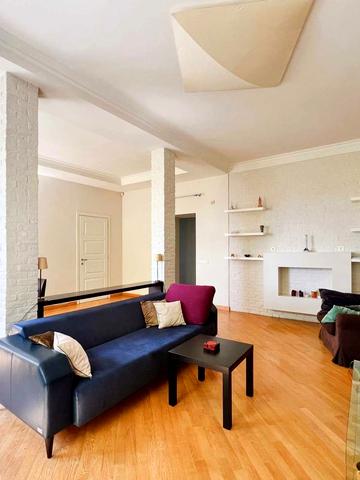 Дарвіна вул., 8