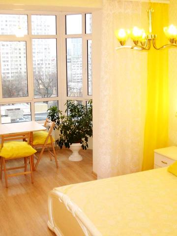 Добровольців вул. (Маршала Говорова), 10б