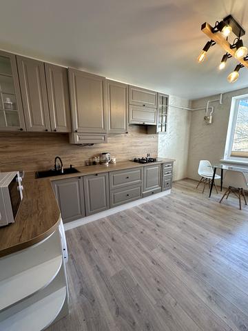 Максима Кривоноса вул., 3б