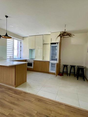 Київська вул., 22-Ж