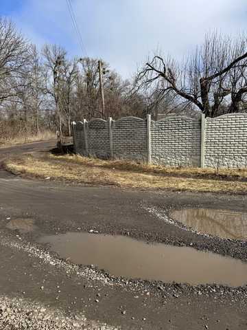 Караванська, 17
