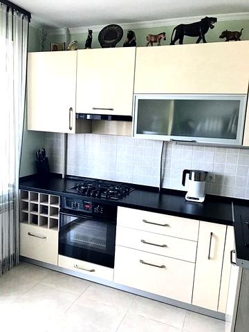 Євгена Чикаленка вул., 59к