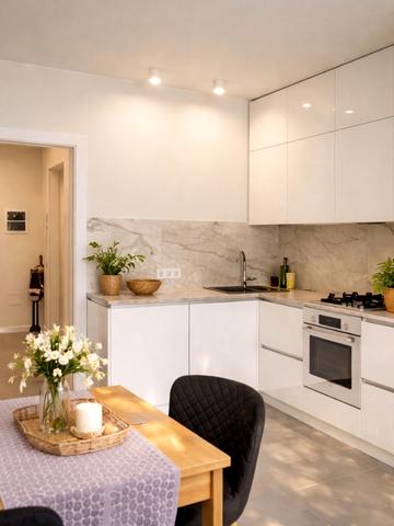 Гетьмана Мазепи вул., 160а