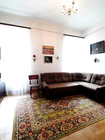 Патріарха Димитрія Яреми вул. (Антона Чехова), 9