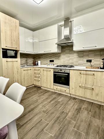 Малоголосківська вул., 16а