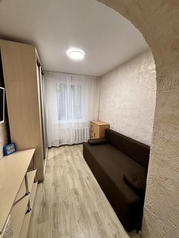 Семінарська вул., 15а