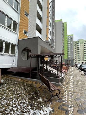 Миколи Хвильового вул., 3