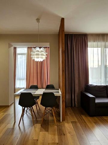 Левка Лукяненка вул. (Василя Жуковського), 16, 18, 20, 24