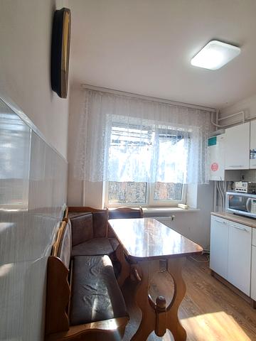 Героїв Крут вул., 5