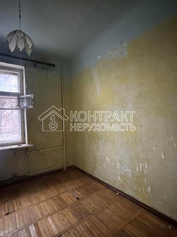 Данилевського вул., 32б