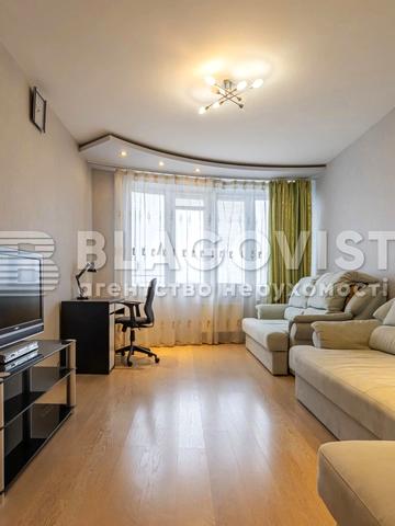 Верховинна вул., 37