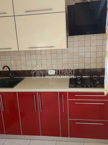 Європейська вул. (Новгородська), 10