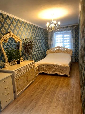 Українця Владислава вул., 54