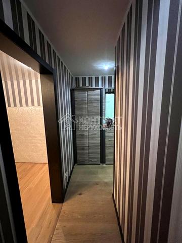 Академіка Проскури вул., 5б