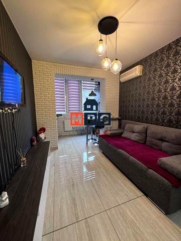 Чернівецька вул., 5