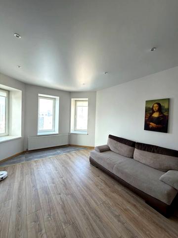 Зарічанська вул., 3/2Б