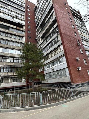 Гетьмана Петра Дорошенка вул. (Генерала Грушевого), 12