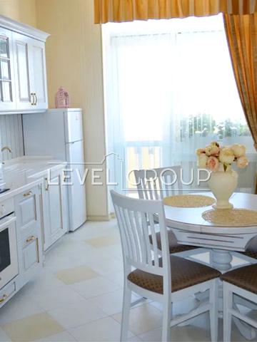 Юлії Здановської вул. (Ломоносова), 71-З