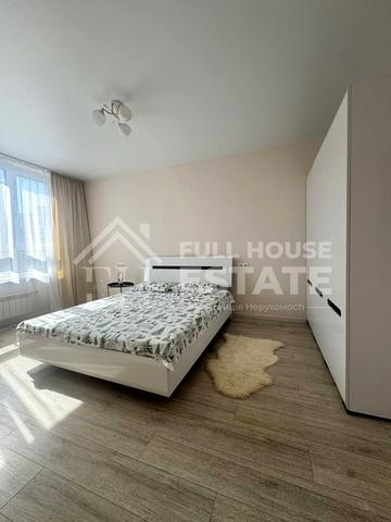 Драгоманова вул., 10