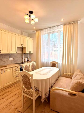 Осипа Турянського вул. (), 5в