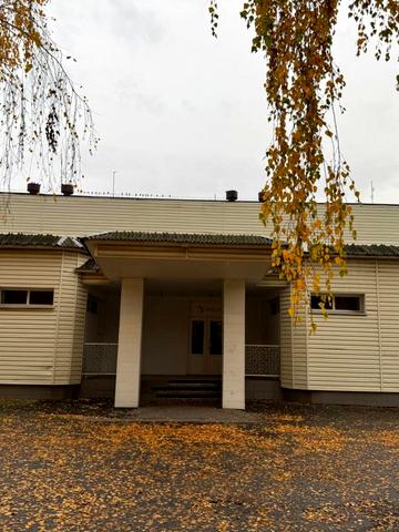 Лесі Українки вул., 72
