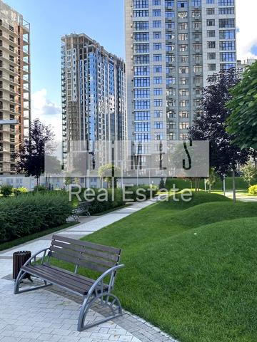 Андрія Верхогляда вул. (Михайла Драгомирова), 17-Б