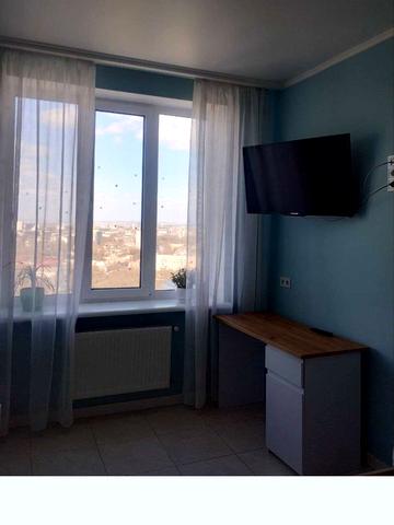 Лесі Українки просп. (Гагаріна), 10