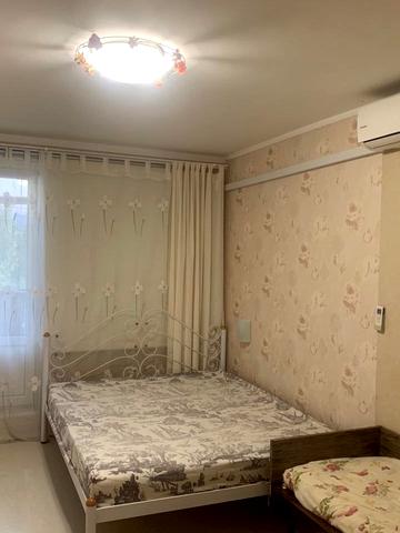 Гвардійців-Широнінців вул., 81