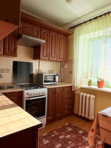 Кільцева вул., 1