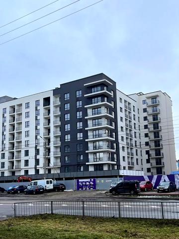 Володимира Івасюка вул., (Будинок 1)