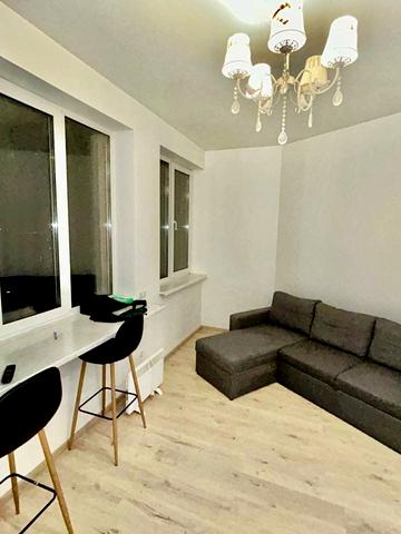 Виконкомівська вул., 24-Б