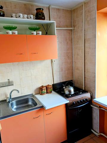 Олександра Попова вул., 14