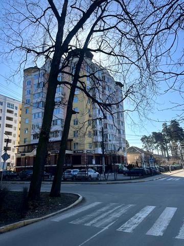 Ярослава Мудрого вул., 10/1